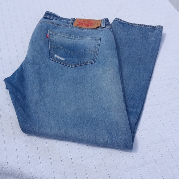 Levi Strauss & Co. 501 Relaxed Fit Ripped Jeans W38 L34 - Picture 3 of 7